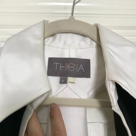 Theia Deep V Tuxedo Gown - Picture 6 of 8